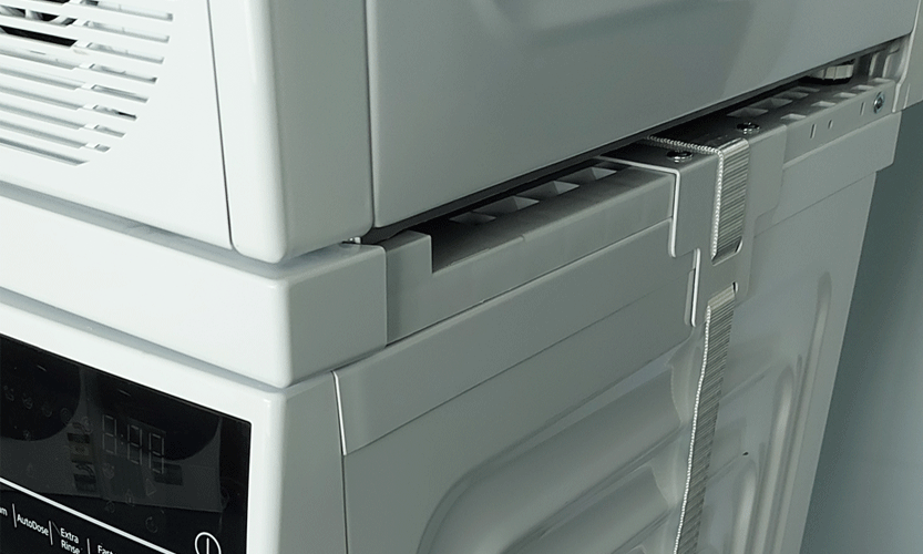 Beko 2986960100 Universal Stacking Kit with Belt (White)