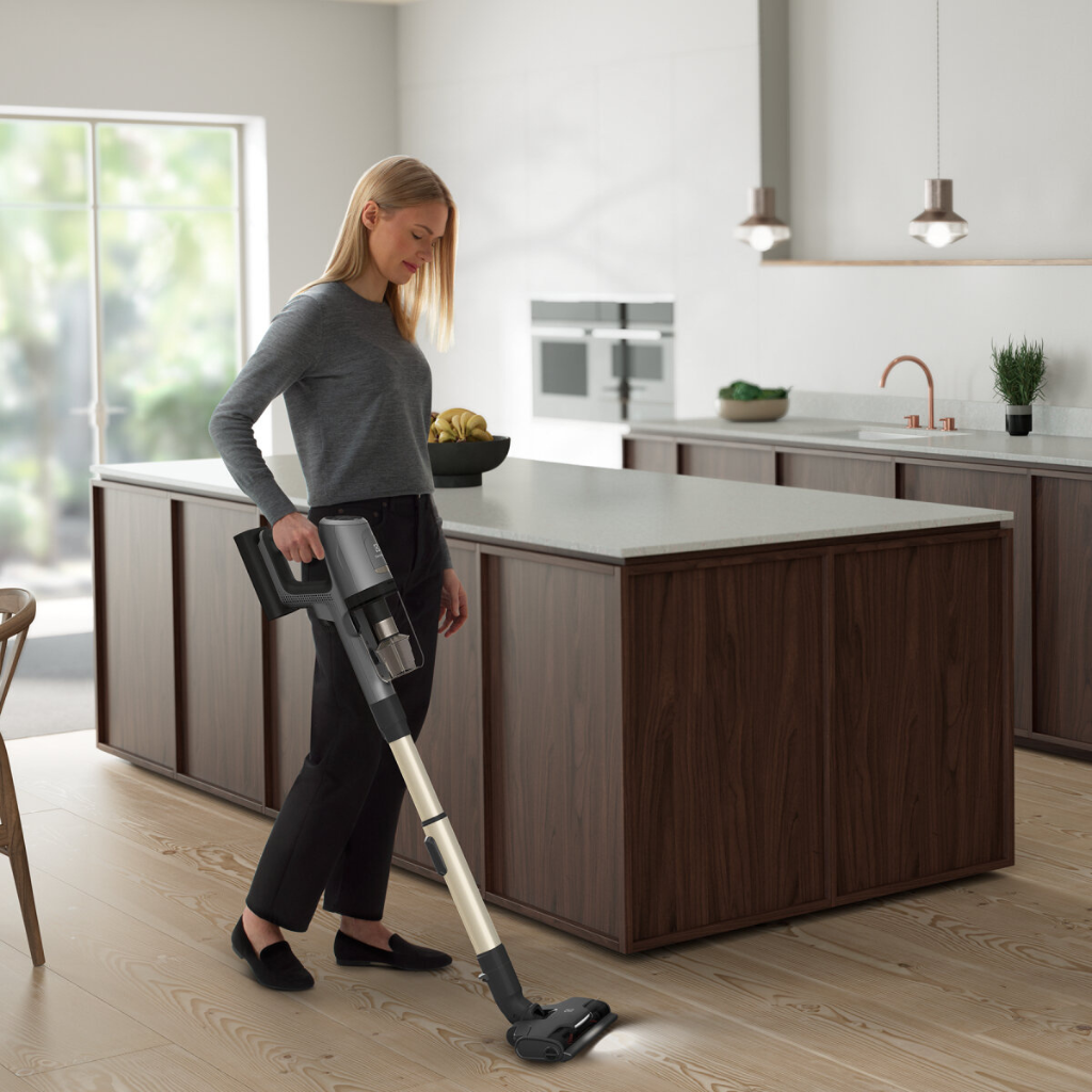 Electrolux EFP92823 UltimateHome 900 Stick Vacuum Cleaner